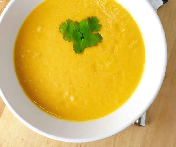 Soupe de carottes lait de coco au cookeo