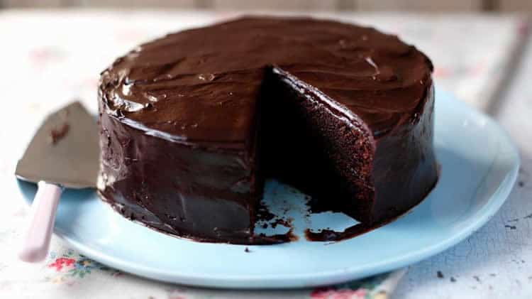 Cake cacao et glaçage au chocolat
