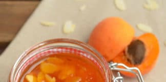 Confiture d'abricots aux amandes au thermomix