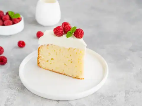 Gâteau à la vanille au glaçage de beurre