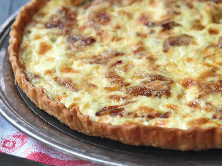 Tarte à l'oignon et crème au thermomix