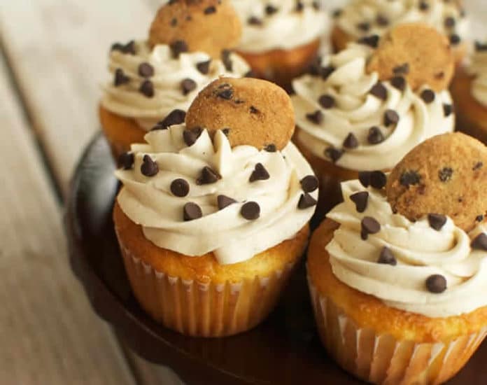 cupcake glaçage vanille au thermomix le gâteau du goûter.