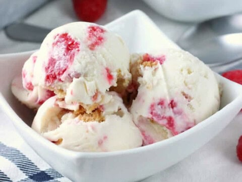 Glace framboises et spéculoos