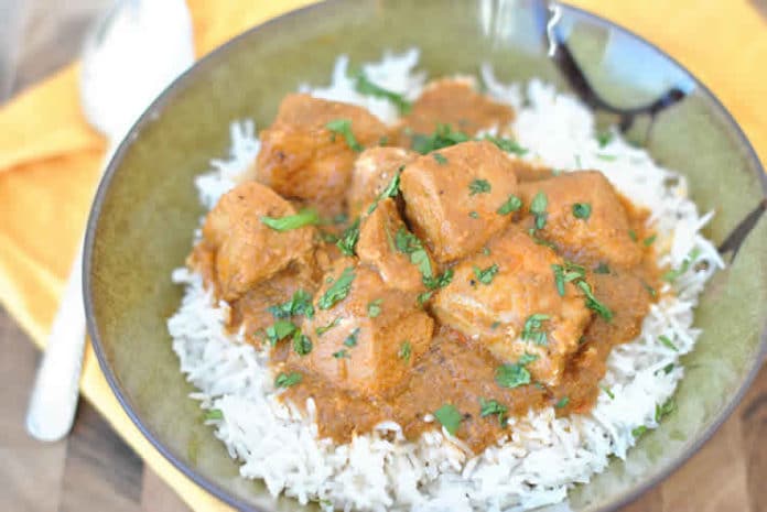 Poulet à la sauce paprika au cookeo