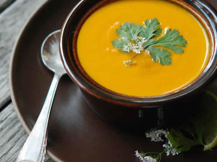 Recette soupe carottes et curry ww