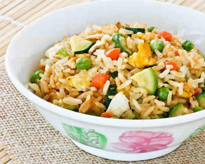Riz aux courgettes carottes et oeufs