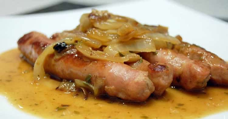 saucisses aux oignons et vin au thermomix
