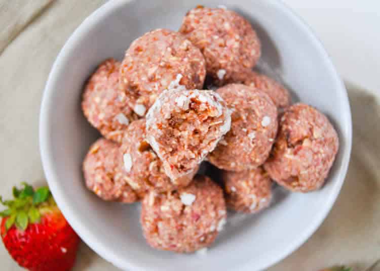 Boules d'énergie fraises et coco ww