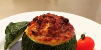 Courgettes farcies au thon et à la tomate ww