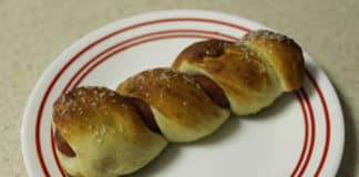 Hot-dog brioché à la saucisse au thermomix
