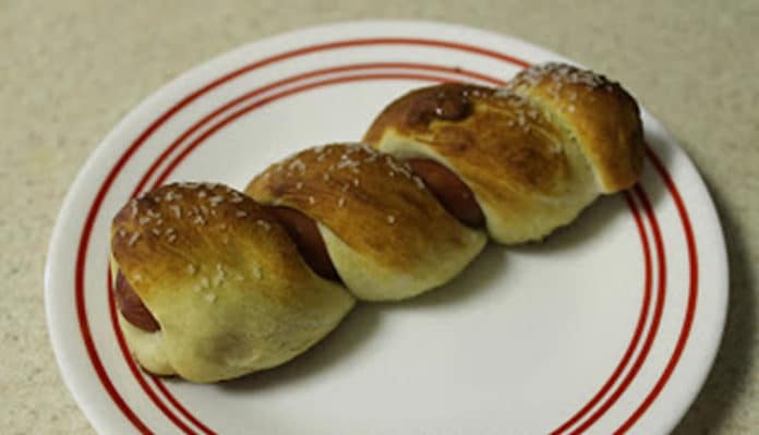 Hot-dog brioché à la saucisse au thermomix