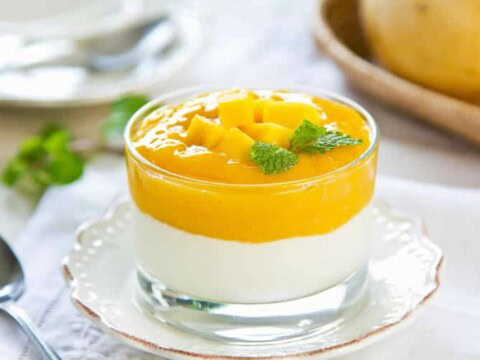 Panna cotta à la vanille coulis de mangue au thermomix