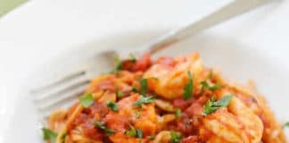 Spaghetti aux crevettes sauce tomate au thermomix