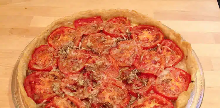 Tarte à la tomate et moutarde
