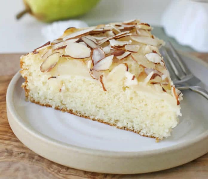 Cake aux amandes et poires au thermomix