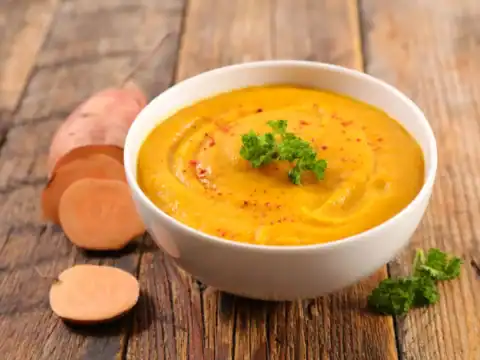 Soupe patate douce et beurre de cacahuète