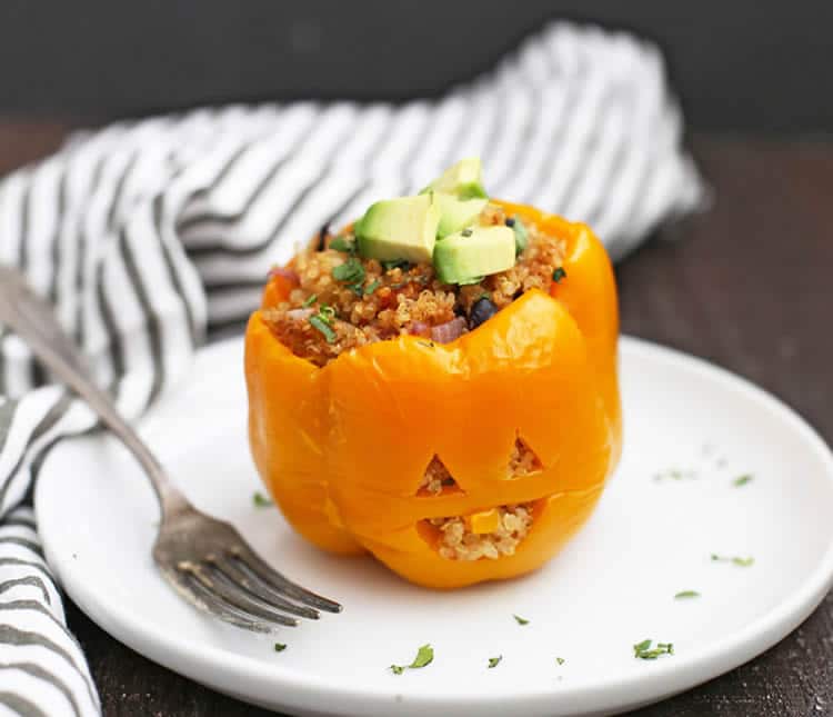 Poivrons farcis au quinoa halloween
