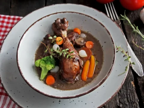 Poulet au vin rouge au cookeo