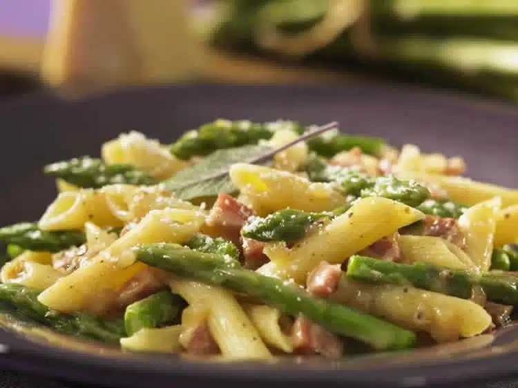 Pâtes au jambon et asperges au cookeo