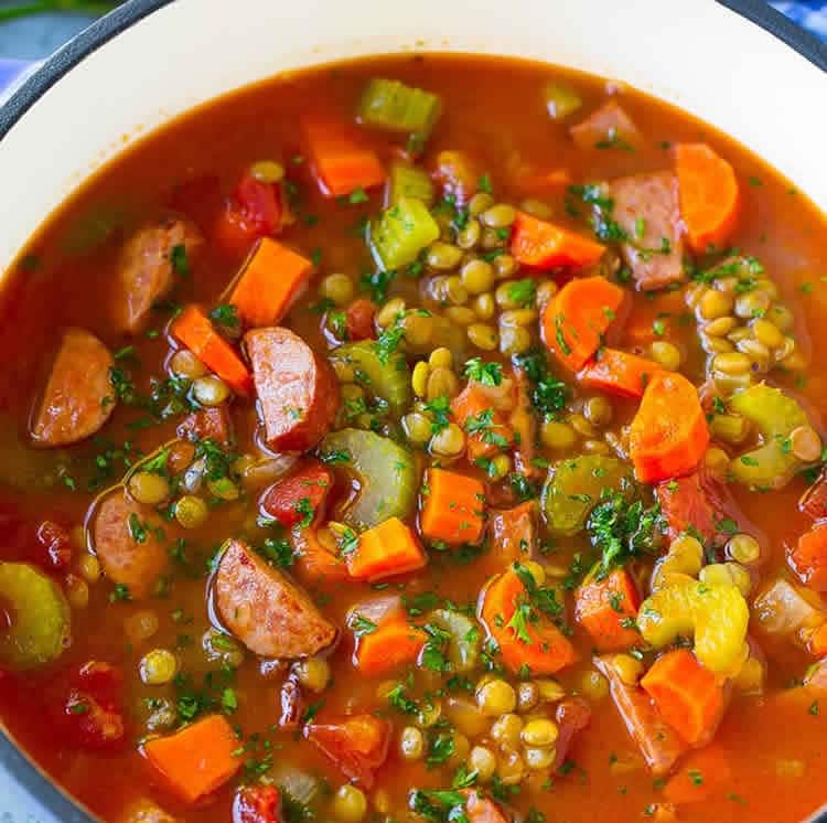 Soupe aux lentilles avec saucisses au thermomix