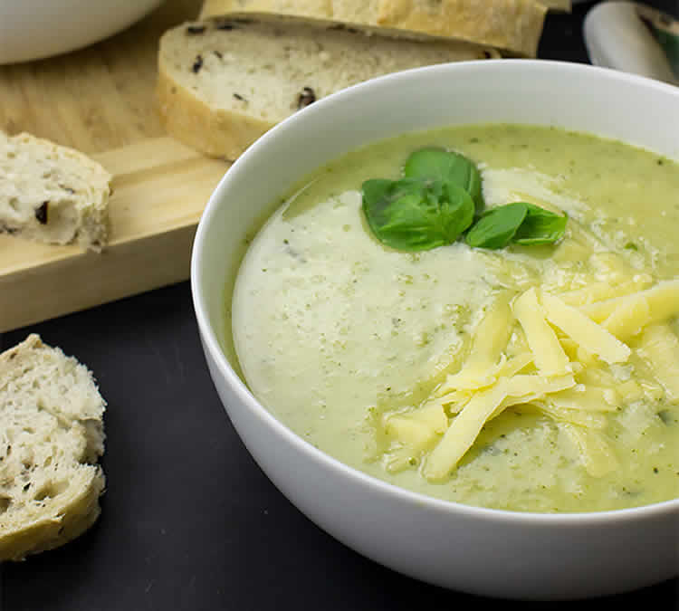 Soupe de chou-fleurs et brocolis au cookeo