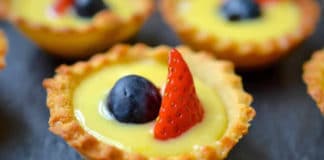 Tartelettes au citron et fruits rouges