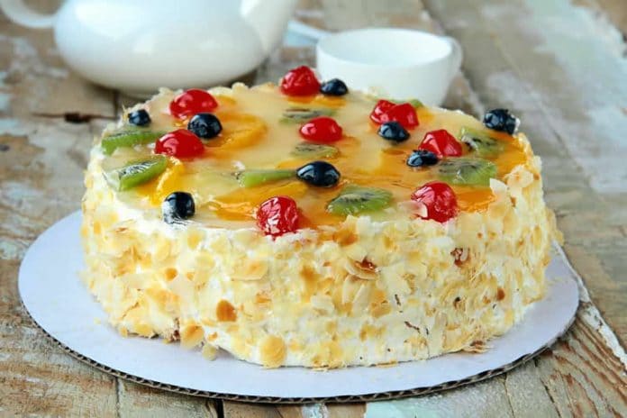 Cake aux fruits et à la crème