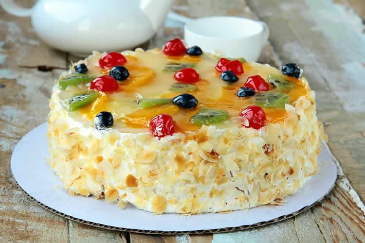 Cake aux fruits et à la crème