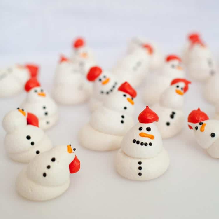 Bonhommes de neige en meringue au thermomix 2
