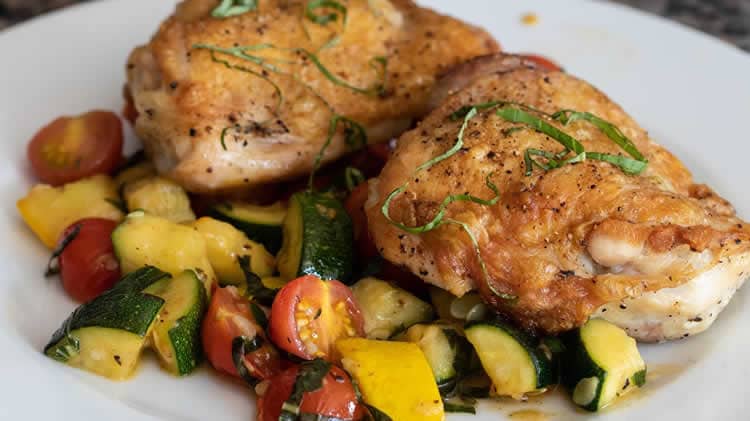 Cuisses de poulet aux légumes au cookeo