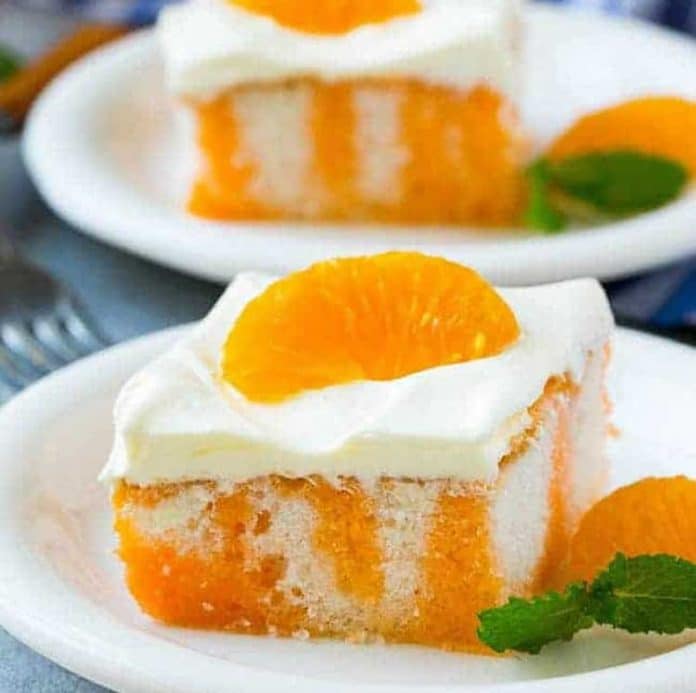 Gâteau au clémentine et crème au thermomix dessert de la saison.