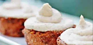 Cupcakes aux carottes et dattes