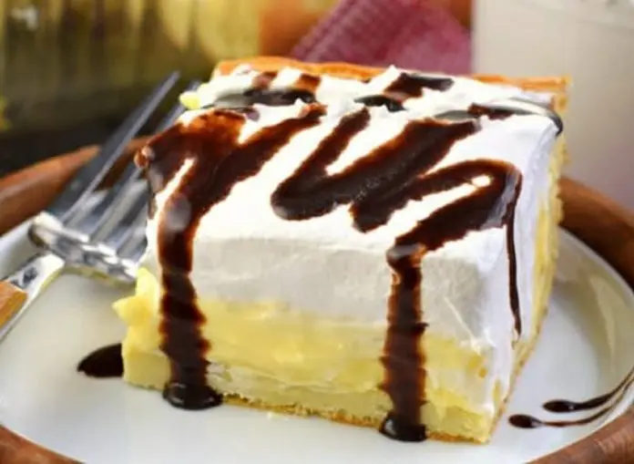Gâteau à la crème vanille et chocolat