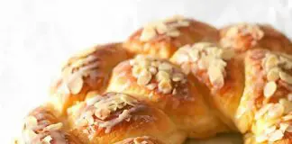 La plus délicieuse brioche aux amandes