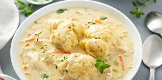 Poulet aux boulettes de farine