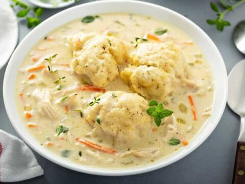 Poulet aux boulettes de farine