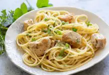 Poulet aux spaghettis à la crème