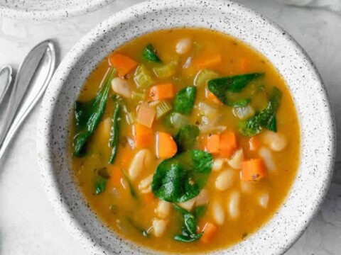 Soupe aux haricots blancs