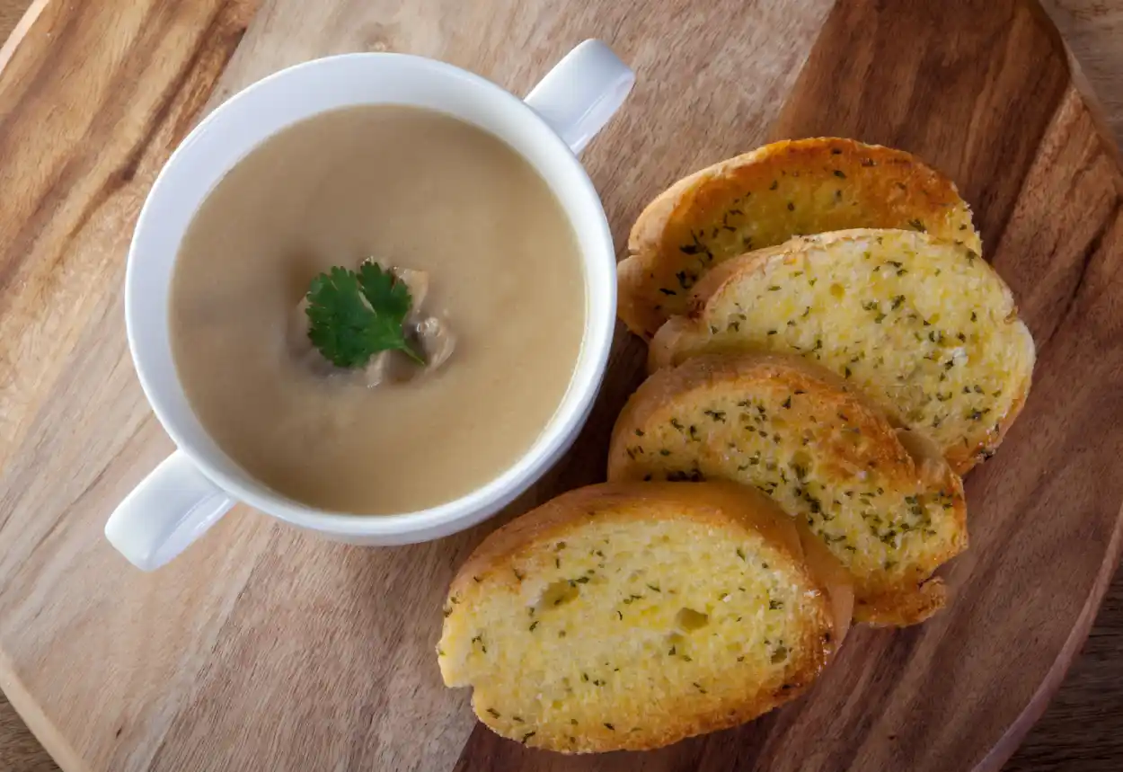 Soupe champignons de paris au thermomix