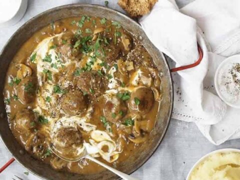 Boulettes de viande à la sauce Stroganoff