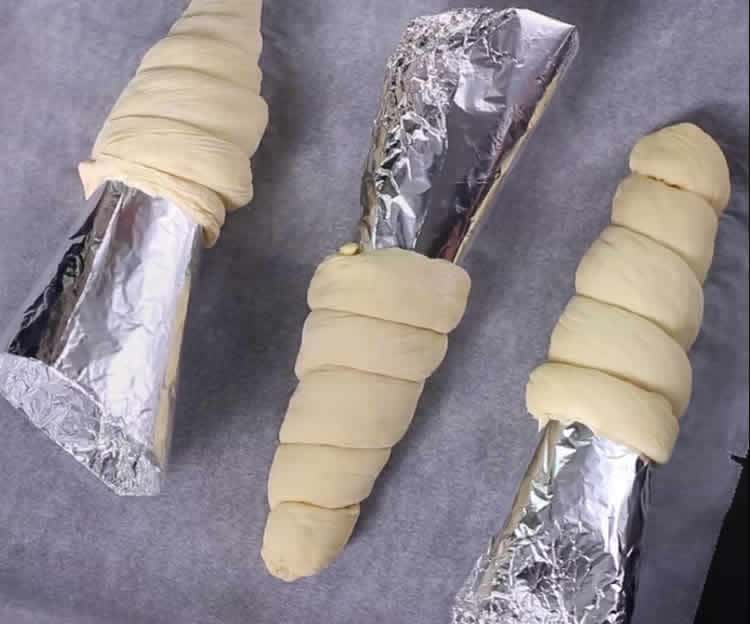 Cônes de pain au thermomix 1