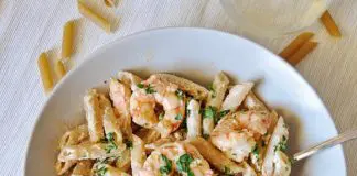 Penne aux crevettes et sauce yaourt