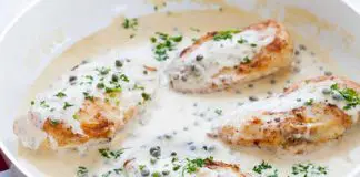 Poitrines de poulet à la sauce moutarde