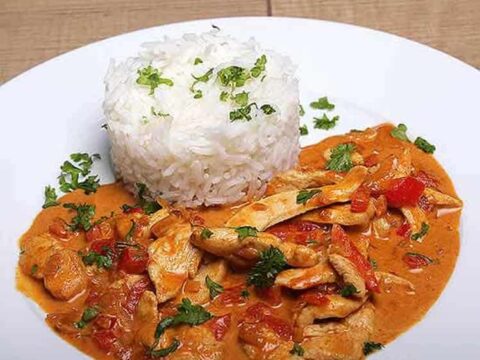 Filet de poulet à la crème de paprika