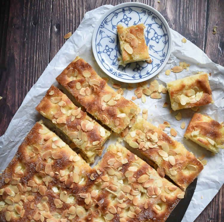 Tarte Aux Amandes Effilees Au Thermomix Votre Dessert Classique Tarte Aux Amandes Effilees Au Thermomix Votre Dessert Classique