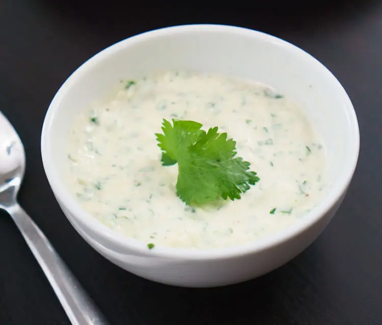 Mayonnaise à l'ail et persil au thermomix