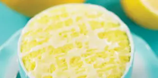 Mug cake au citron avec glaçage