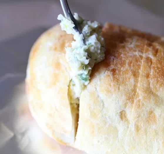 Sandwich ail parmesan et persil 1