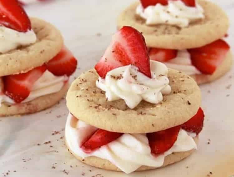 Biscuits sablés aux fraises au thermomix