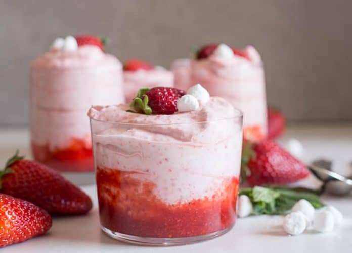 Dessert mousse aux fraises au thermomix